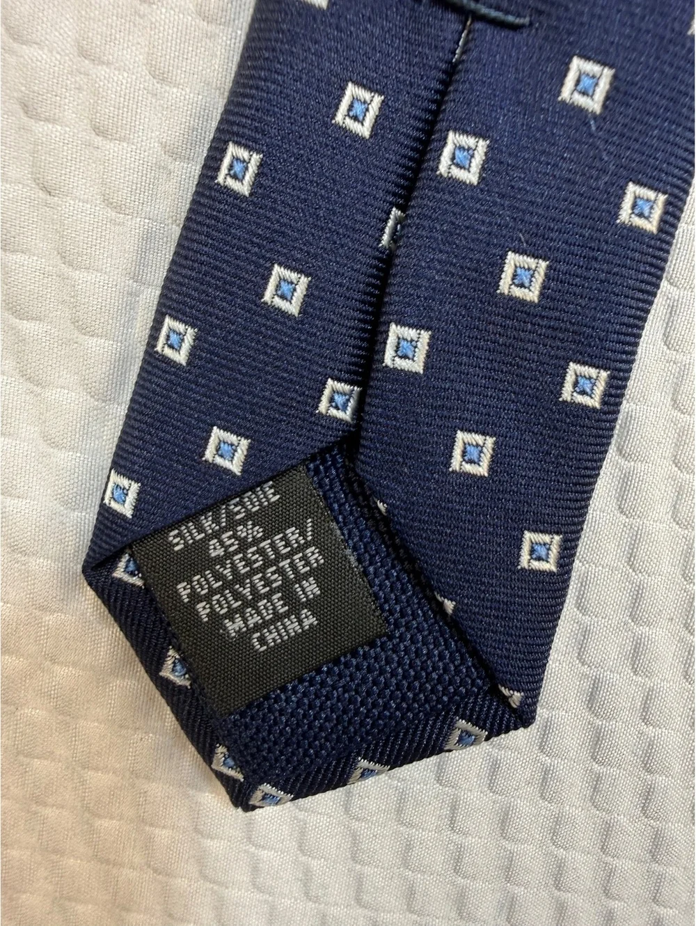 Lauren Ralph Lauren Men’s Navy Blue Geometric Silk Blend Necktie